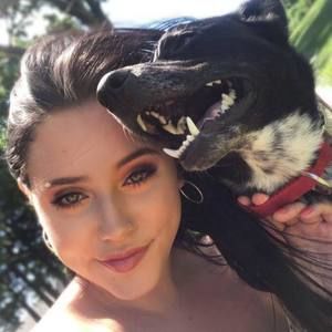 Meet your Posher, Riley